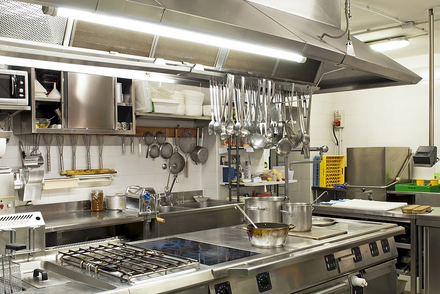 Essential Tips for Operating a Safe & Compliant Commercial Kitchen